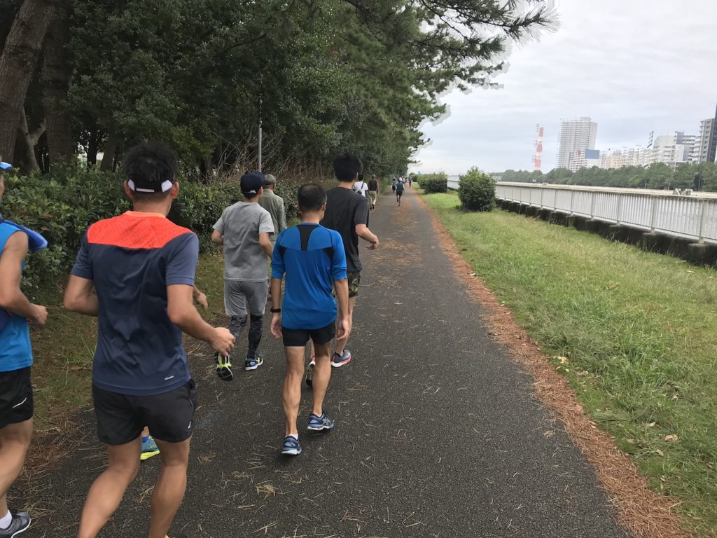 稲毛海浜公園〜花見川沿いLSD20kmランニング練習会