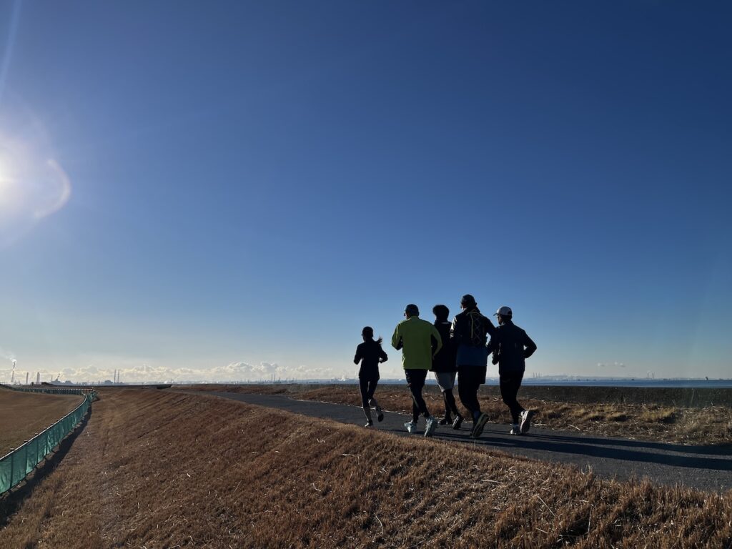 幕張ベイ・ランニングクラブ　稲毛ヨットハーバー〜稲毛海浜公園5~20kmランニング練習会