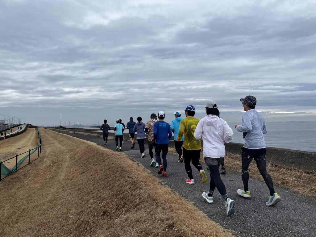 幕張ベイ・ランニングクラブ　稲毛ヨットハーバー〜稲毛海浜公園5~20kmランニング練習会