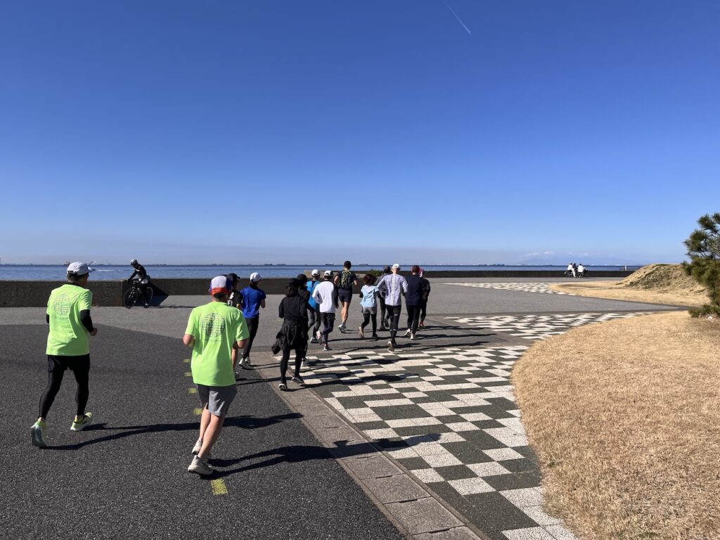 幕張ベイ・ランニングクラブ　稲毛ヨットハーバー〜稲毛海浜公園5~20kmランニング練習会