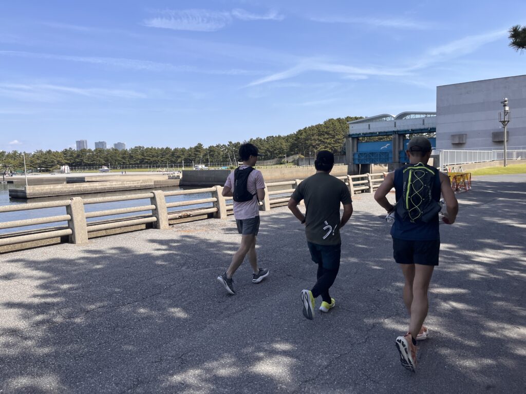 幕張ベイ・ランニングクラブ　稲毛ヨットハーバー〜稲毛海浜公園5~20kmランニング練習会